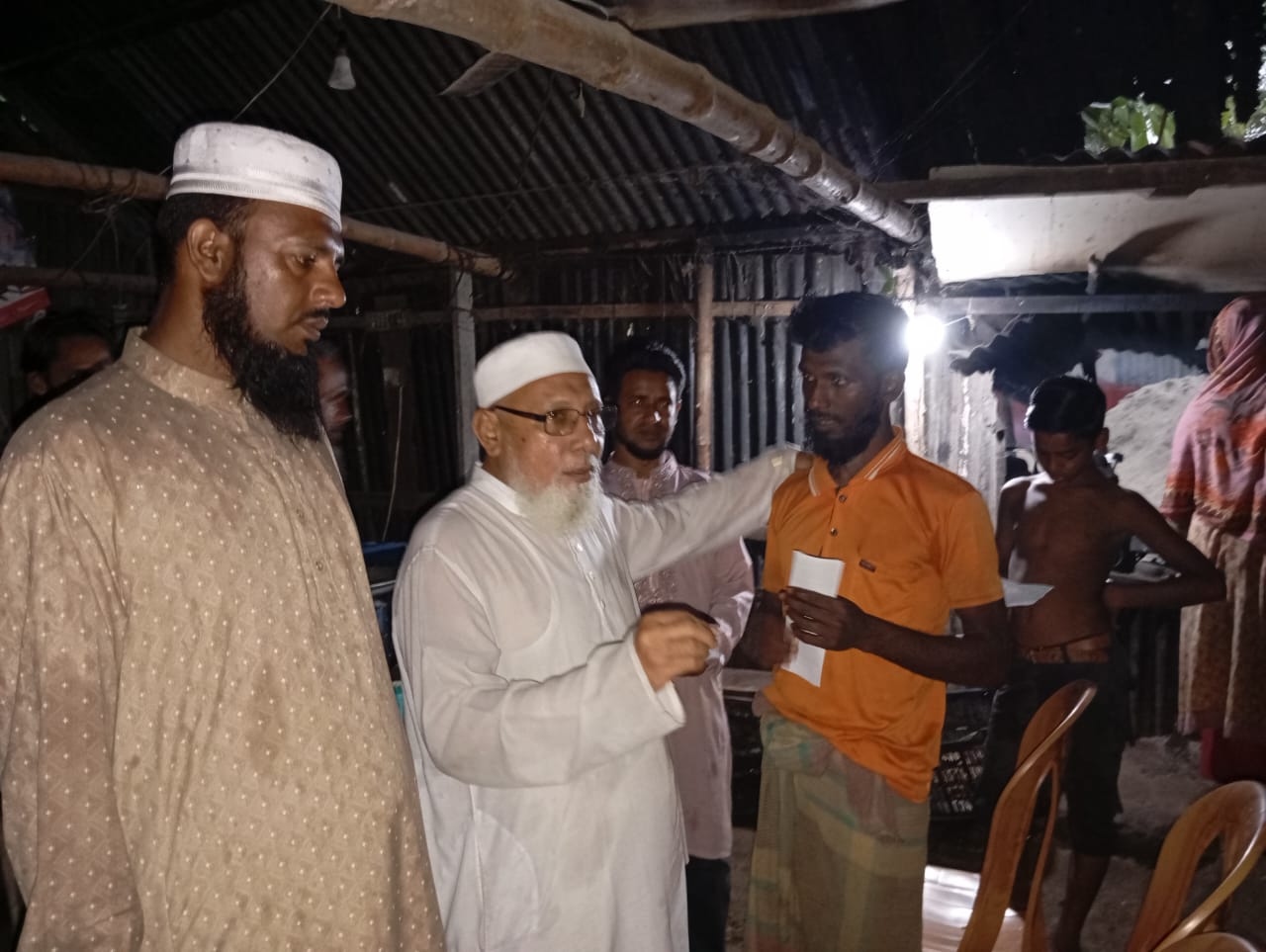 নিকলীতে জামায়াতের প্রার্থী রমজান আলীর গণসংযোগ দুর্নীতিমুক্ত বাংলাদেশ গড়তে জামায়াতের পতাকাতলে ঐক্যবদ্ধ হওয়ার আহ্বান