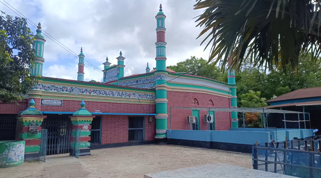অযত্ন অবহেলায় নষ্ট হচ্ছে ঝিনাইদহের একুশটি প্রত্নতত্ত স্থাপনা; গেজেটভুক্ত হওয়া সত্ত্বেও হয়নি সংরক্ষণ