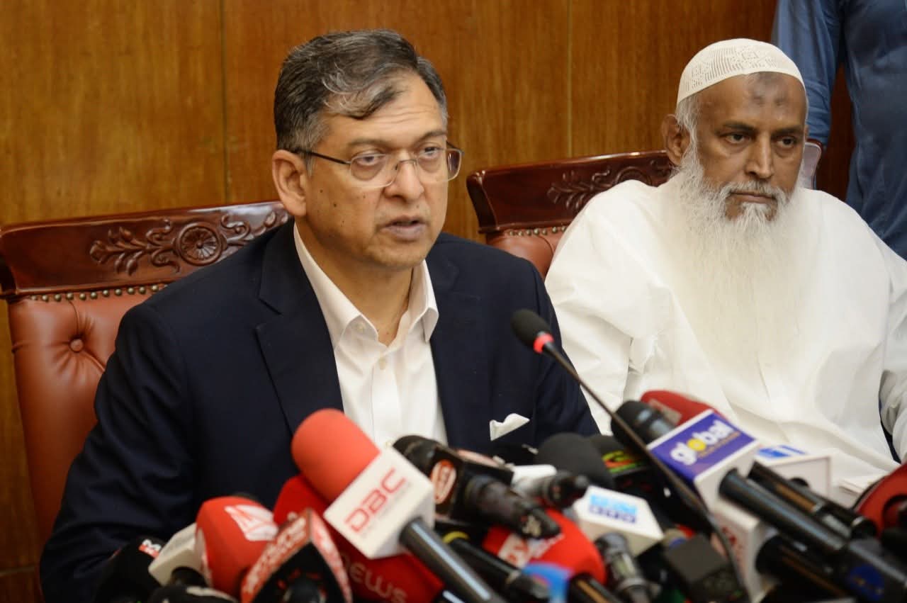 আসন্ন পবিত্র ঈদুল আজহা উপলক্ষ্যে দেশব্যাপী কঠোর নিরাপত্তা নিশ্চিত করা হবে: স্বরাষ্ট্রমন্ত্রী সালাহউদ্দিন আহমদ।